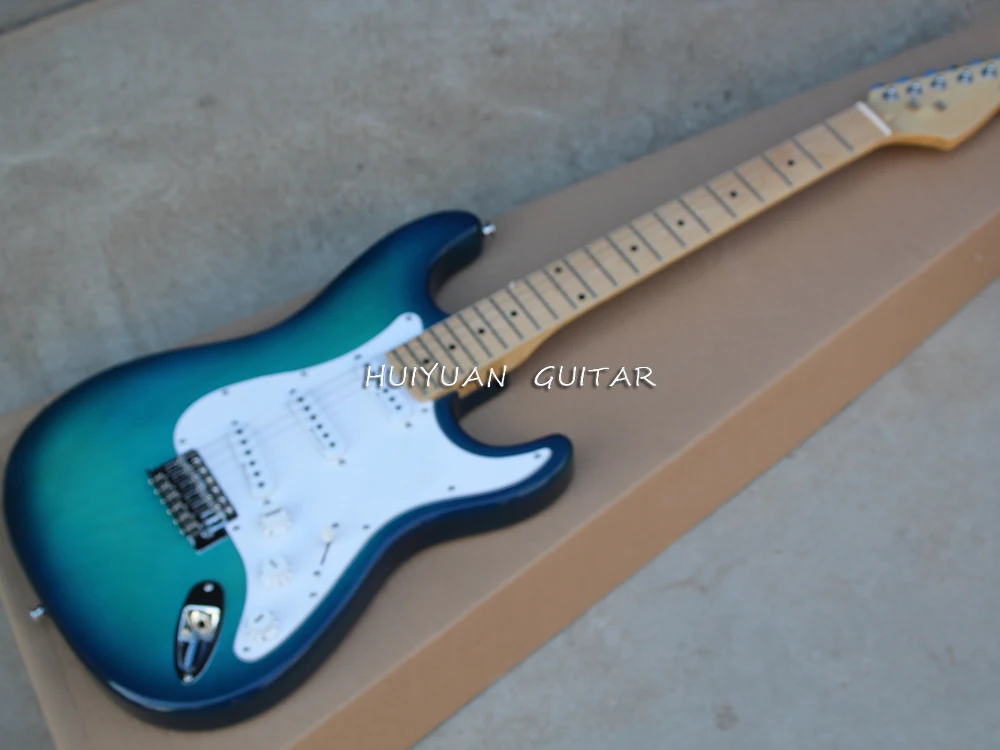 Blue 6 Strings Electric Guitar with Maple Fretboard,SSS Pickups,Can be Customized