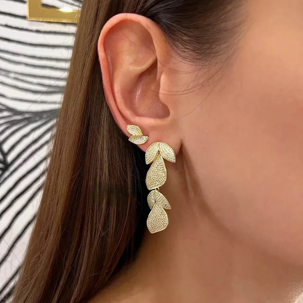 Luxury Fashion Flower Leaf Shaped Earrings for Women Gorgeous Micro Paved Bling Cubic Zirconia Bridal Wedding Jewelry