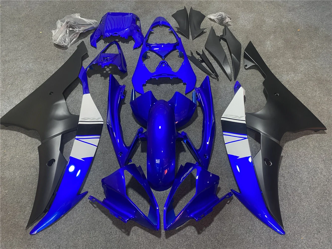 Motorcycle Fairing Kit Suitable for Yamaha R6 08-16 Fairing White Blue Black Color: As shown in figure