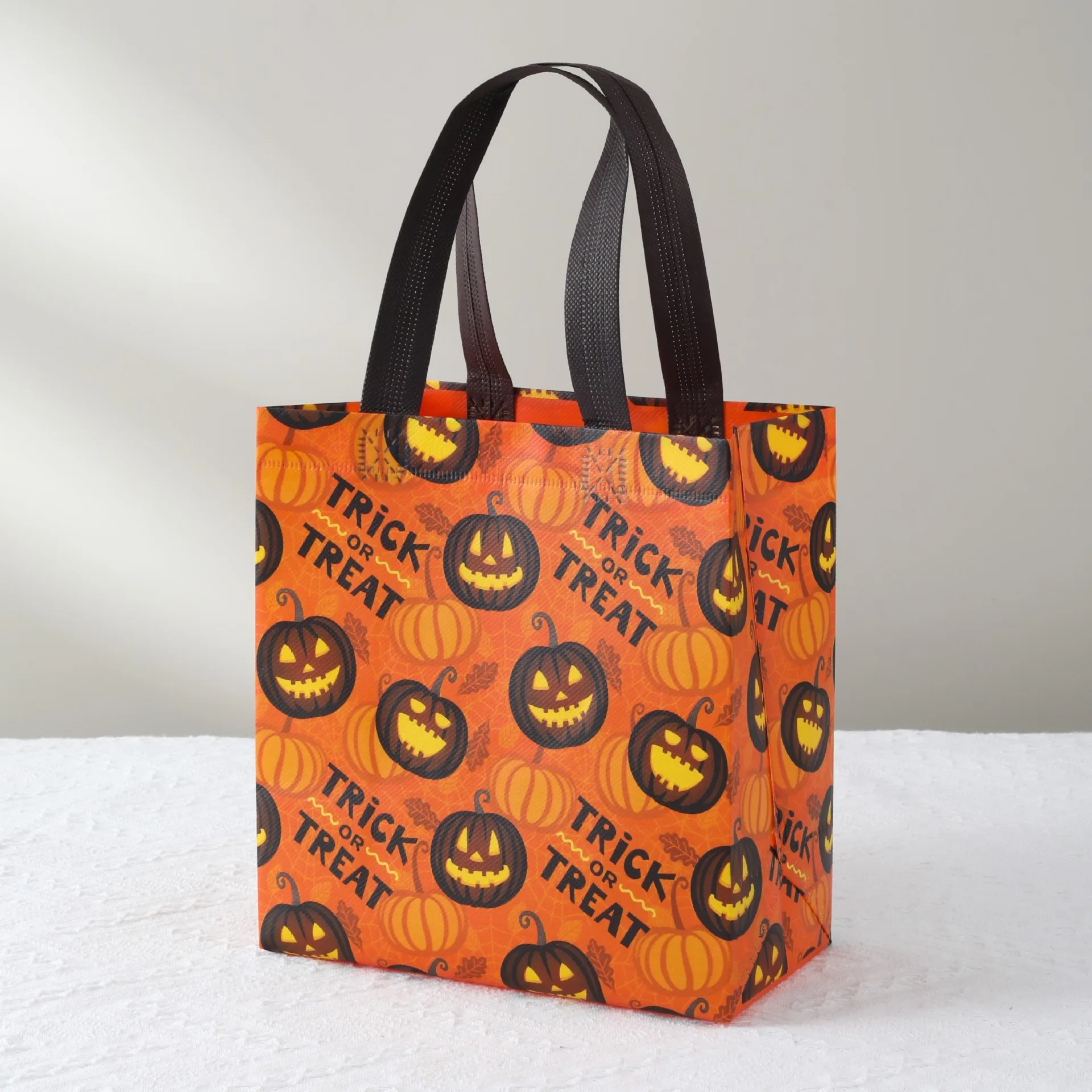 

Halloween Non-woven Bag Witch Pumpkin Handbag Foldable Food Gift Shopping Gift Storage Bag