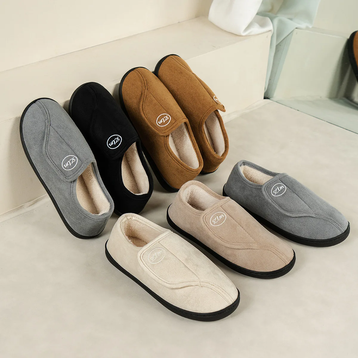 

Casual Winter Warm Indoor Home Non-Slip Slippers with Fleece Lining Thickened Outdoor Velcro Cotton Shoes