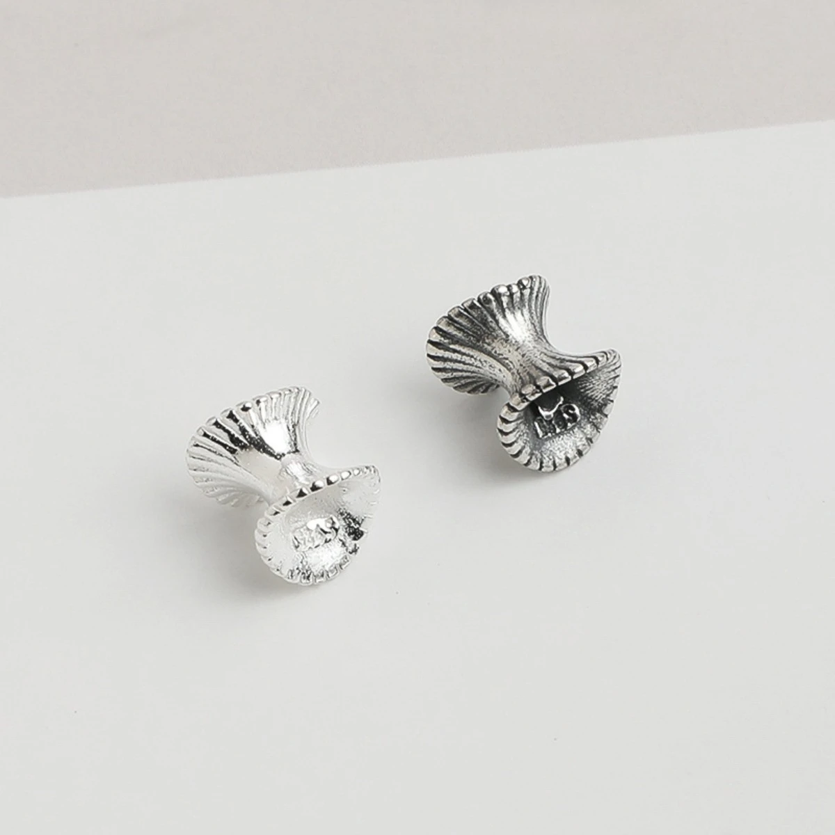 

3 pcs 925 Sterling Silver Double-sided Flower Bead Caps Spacer Beads for Jewelry Making