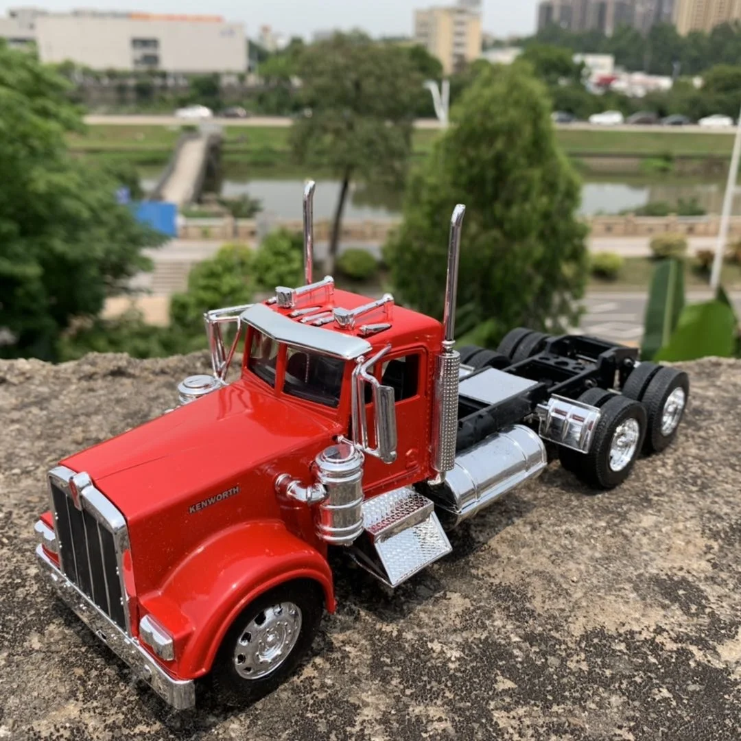 Red New Special Die Casting Metal 1/32 American Heavy Truck Model Refit Long 26cm Furniture Collection Toys For Children