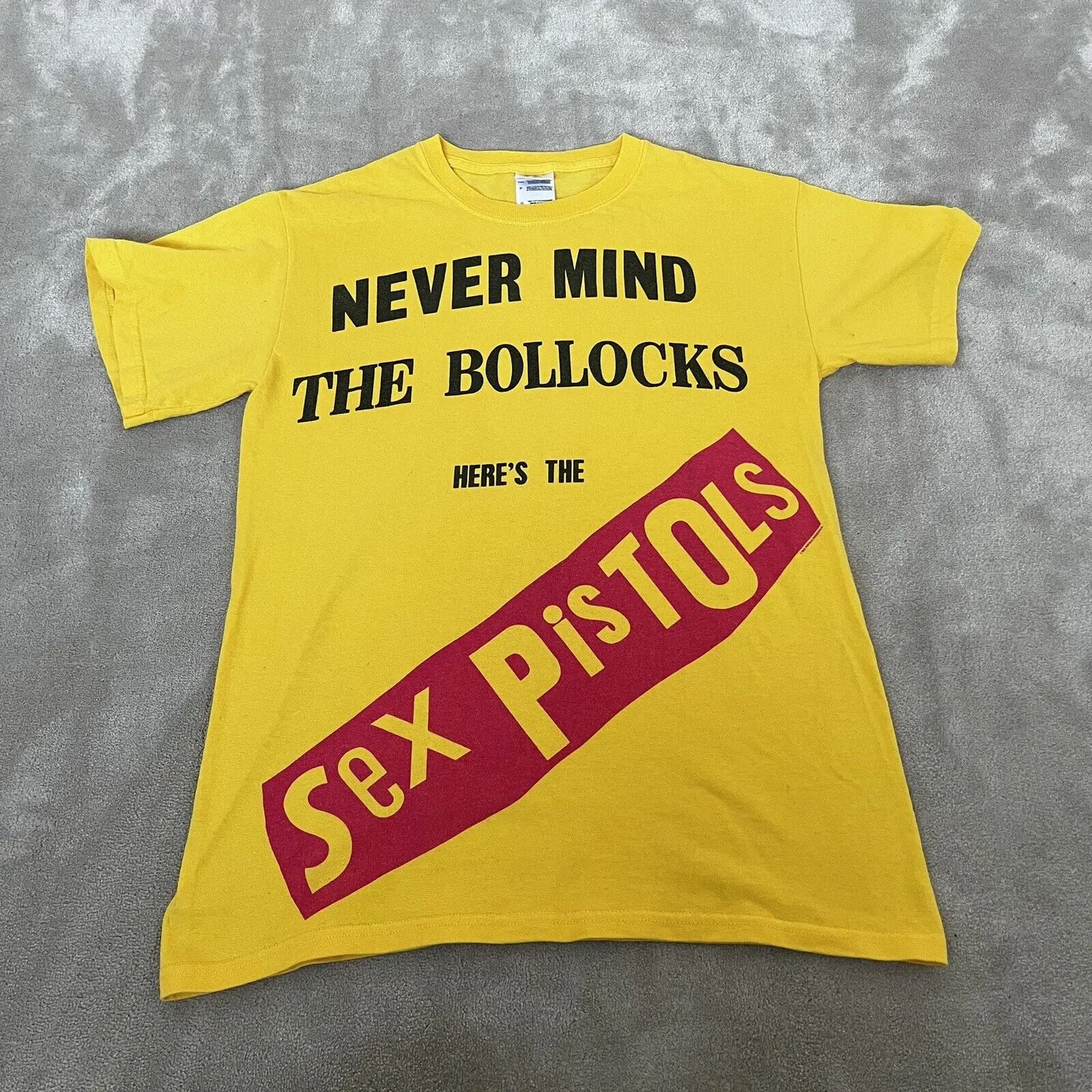 Vintage Sex Pistols T Shirt Mens Small Yellow Never Mind The Bollocks Y2k Punk