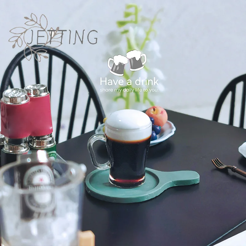 Chaud 1/12 maison de poupée Simulation Mini tasse de bière modèle poupée maison bière boissons Bar scène décor jouet maison de poupée accessoire semblant jouer à