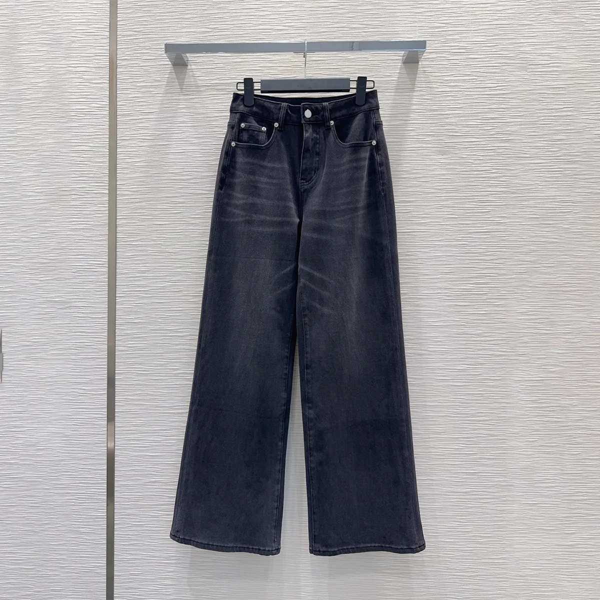 2026 High Quality Women's Retro Washed High Waist Wide Leg Jeans2610749