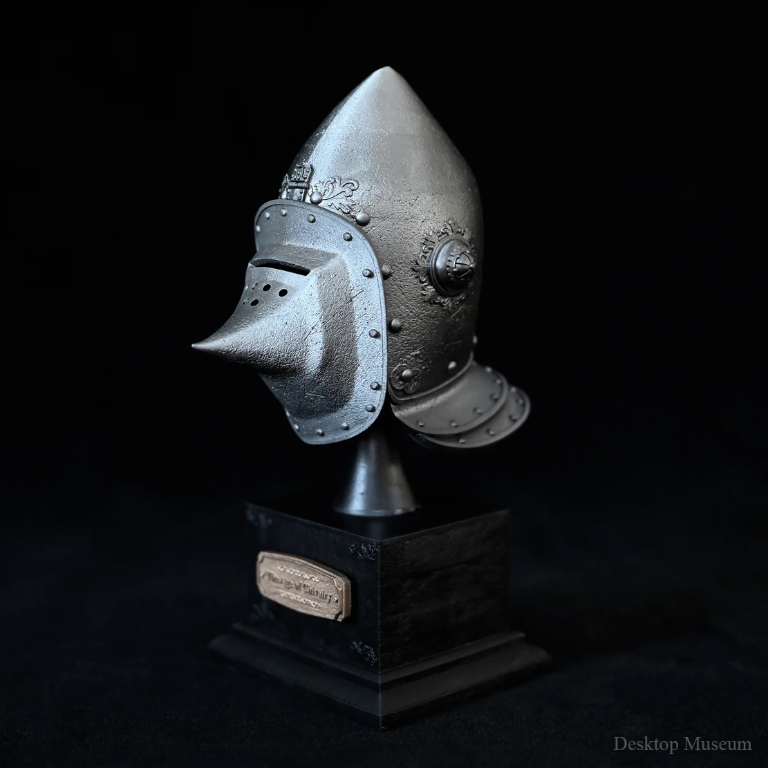

140MM Desktop decorative resin ornament European knight helmet LTCP-391