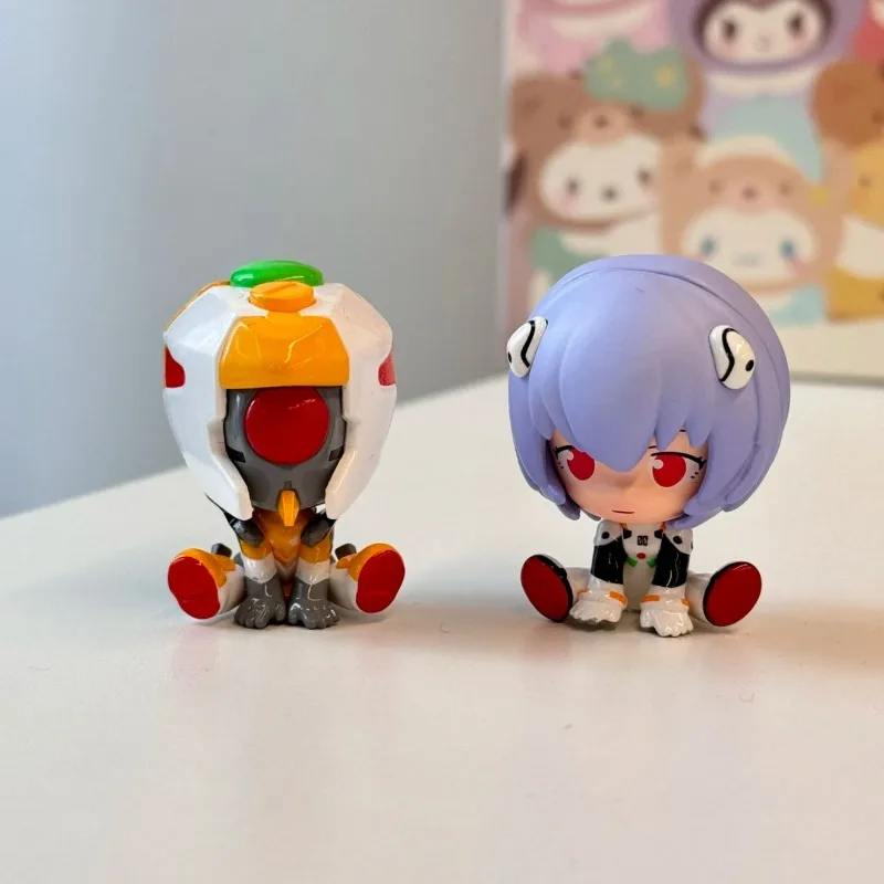 ของเล่นคุณภาพสูง ของแท้ รุ่นใหม่ ซีรีส์ Eva Mini Sitting Cute Grain ของเล่นอีวาสุดฮิต ของสะสม ตกแต่งบ้าน กล่องสุ่ม ของขวัญวันหยุด