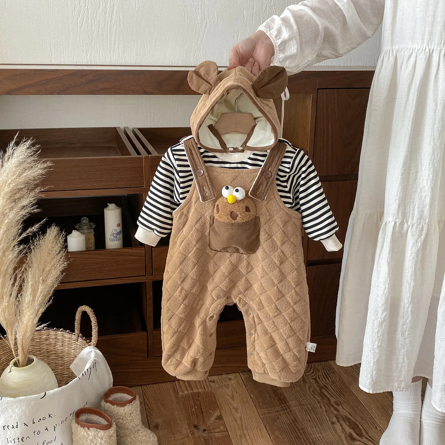 

Newborn Boys Clothes Set 3PCS 2025 Winter Stripes Thick Toddler Boys Sweatshirt+Warm Cartoon Printed Children Boys Rompers+hat