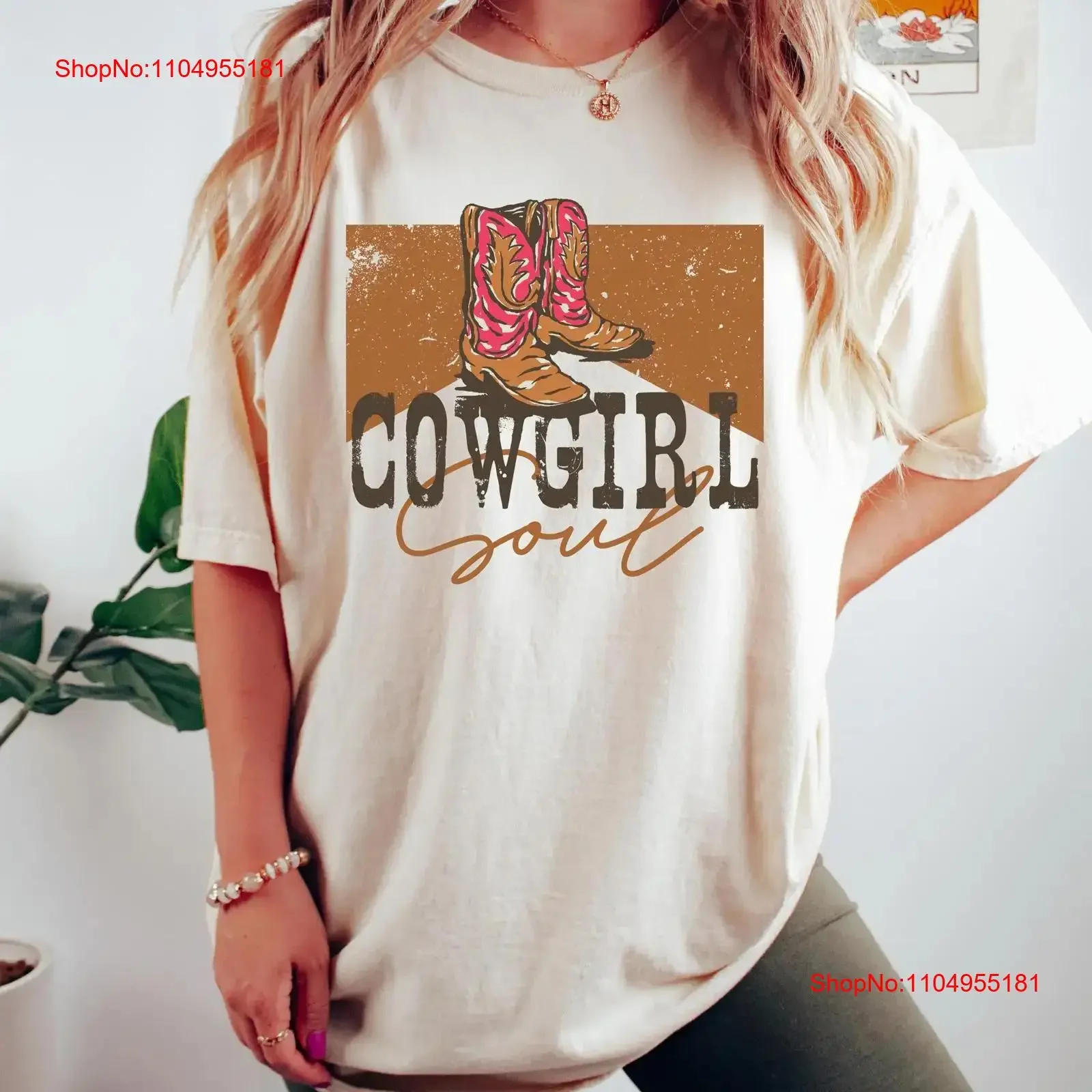 

Cowgirl Soul T Shirt Country SweaT Western Music ConcerT Aesthetic Top For vintage Washed streetwear Breathable