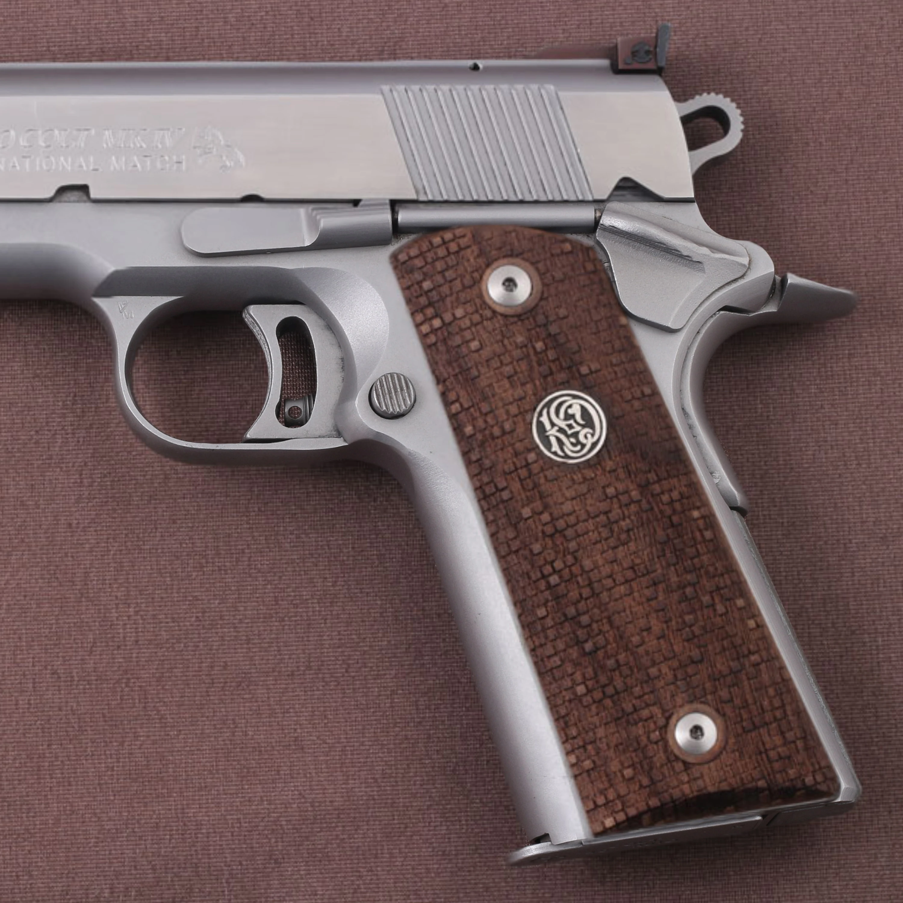 KSD Brand Colt 1911 FIT Model Compatible Walnut Grips Disco