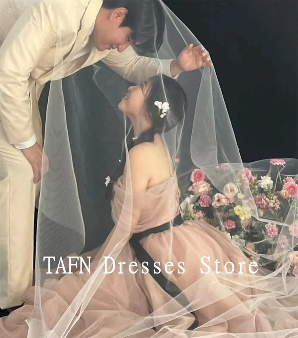 TAFN Korea Wedding Dresses Pink Shiny Tulle A Line Bridal Gown Off the Shoulder Floor-Length Photo Shoot Dresses Custom Made