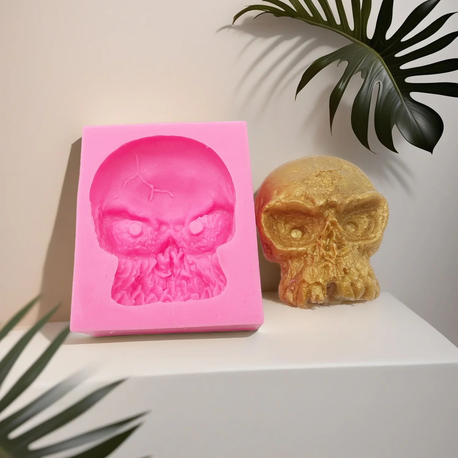 Platinum grade odorless Silicone Molds Halloween and Christmas Skull Coffins and Skeletons Fondant Mould Chocolate Mould Gypsum