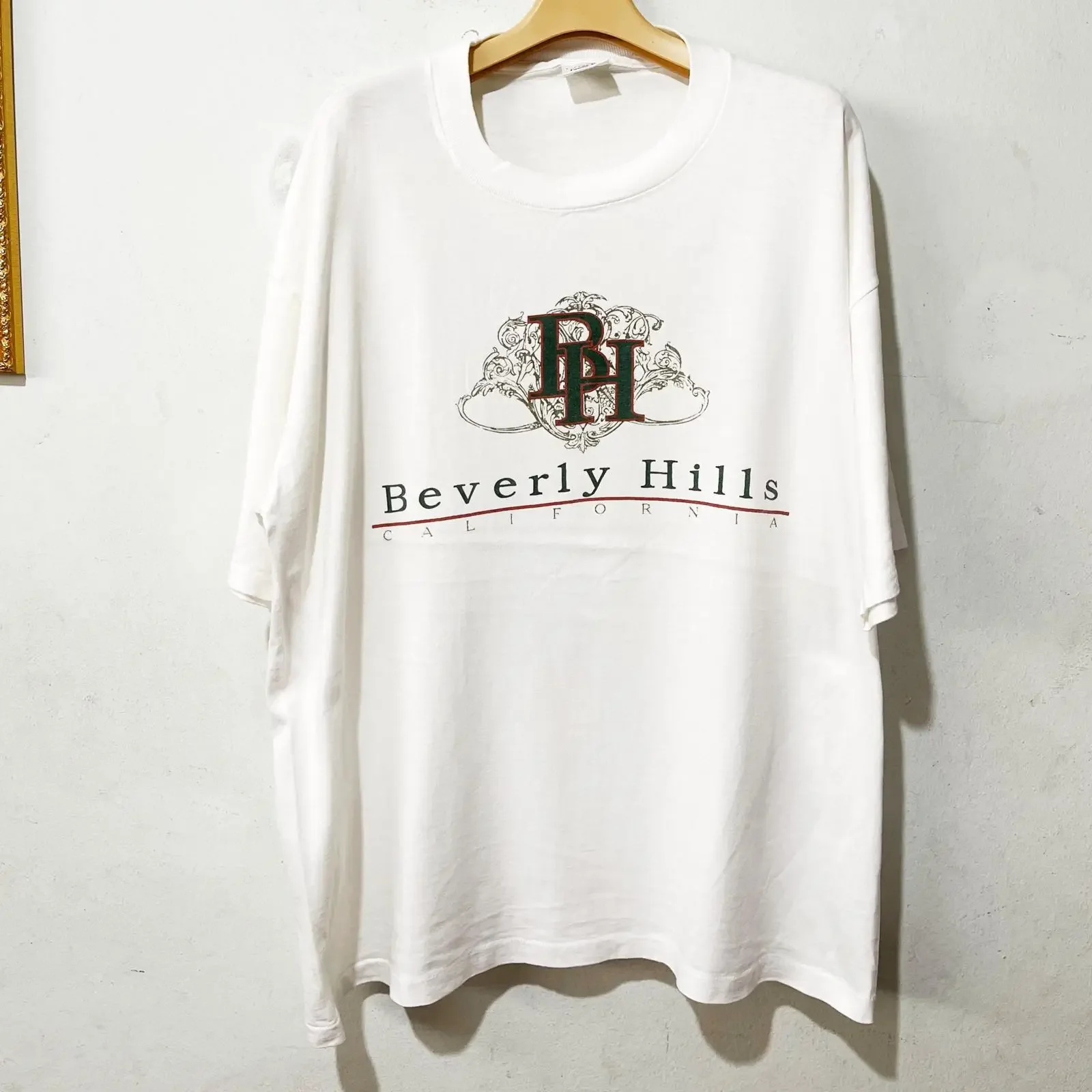Vintage 90s Beverly Hills T Shirt Size XL vintage Washed Breathable Stylish Unisex homme Versatile streetwear Casual