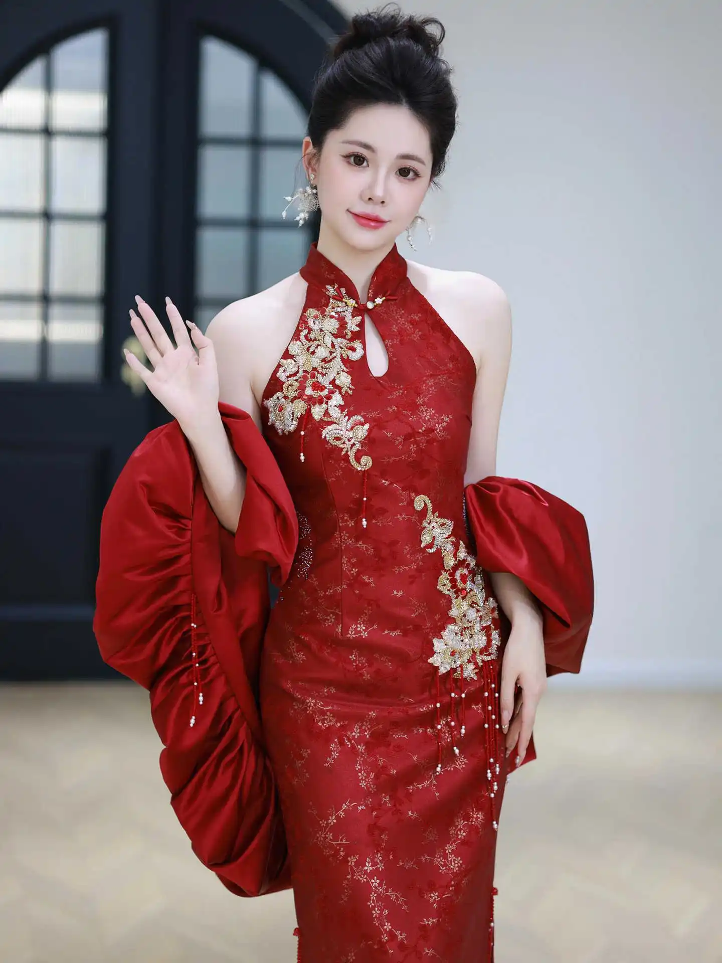 New Design Hanging-Neck Chinese Modified Dress East Asian Beauty Qipao Dress for Bride Slimming Red Cheongsam in OrientTown TP96