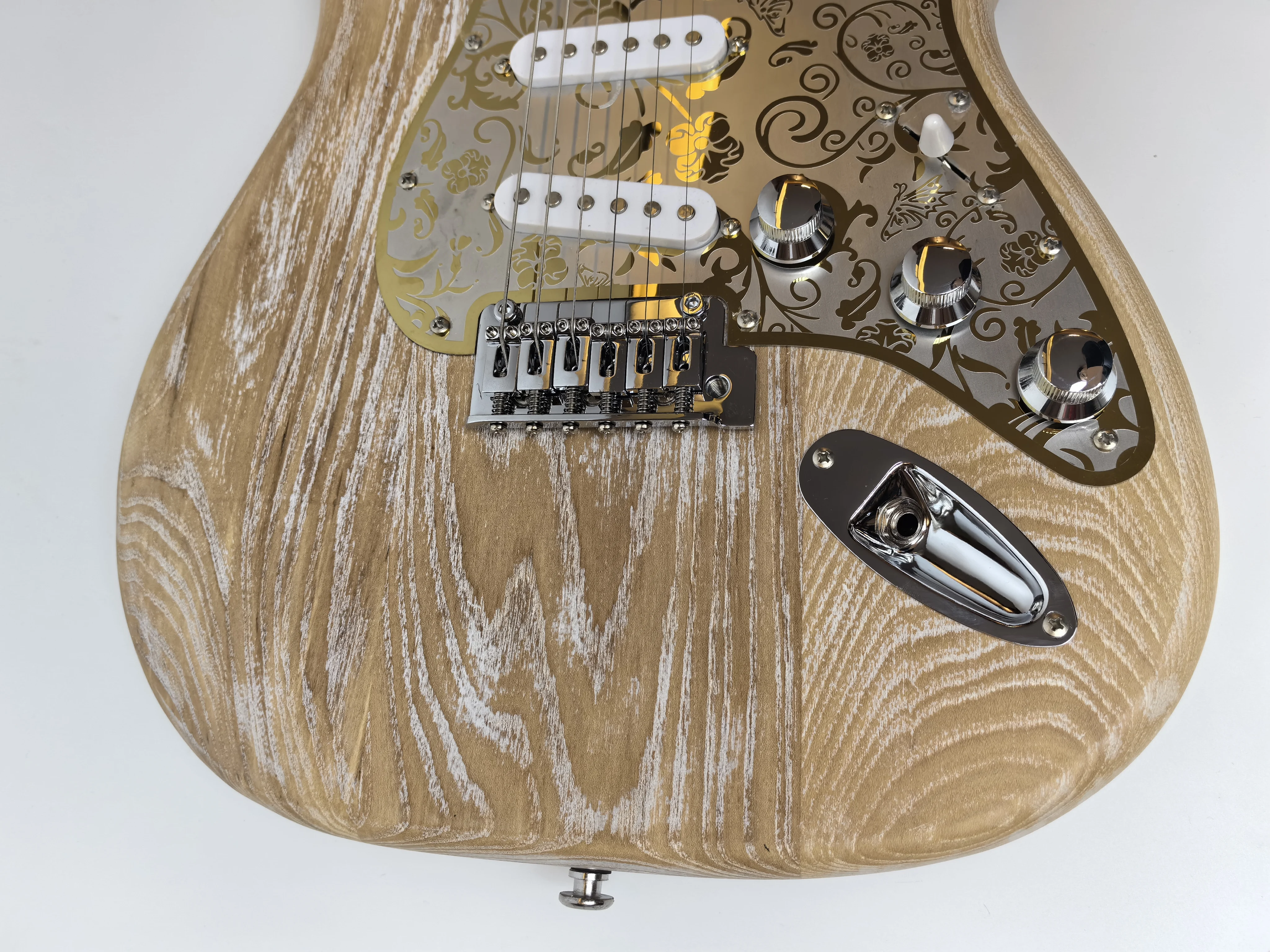 Original wood 6 string electric guitar, water willow guitar body, rosewood fingerboard, in stock, customizable.