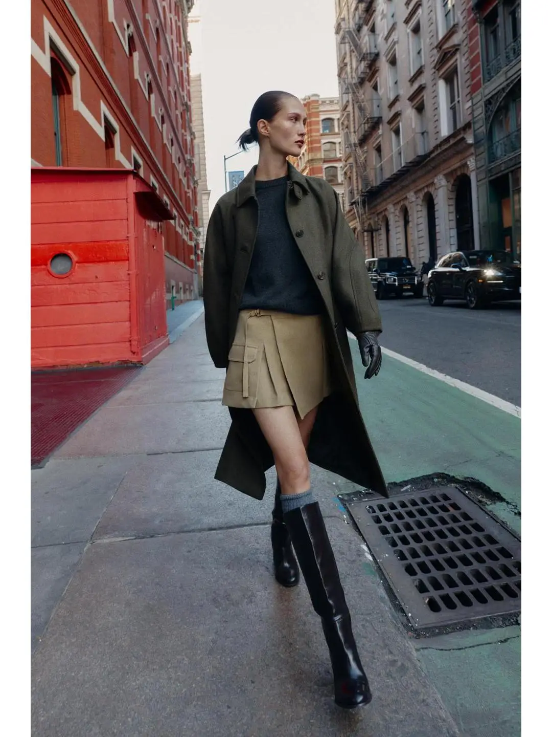 กระโปรงกางเกงทรงเอวสูงแบบกระดุมสองแถว แต่งลายปักสีน้ำเงิน สำหรับฤดูใบไม้ร่วงและฤดูหนาว ผ้าฝ้ายเนื้อนุ่ม ยาว  สำหรับผู้หญิง