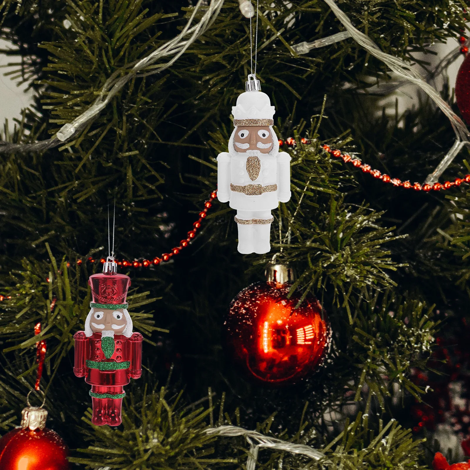 

2Pcs Holiday Soldier Ornaments Christmas Tree Decor Nutcracker Style Bright Colorful Finish Sturdy Plastic Material Enhances