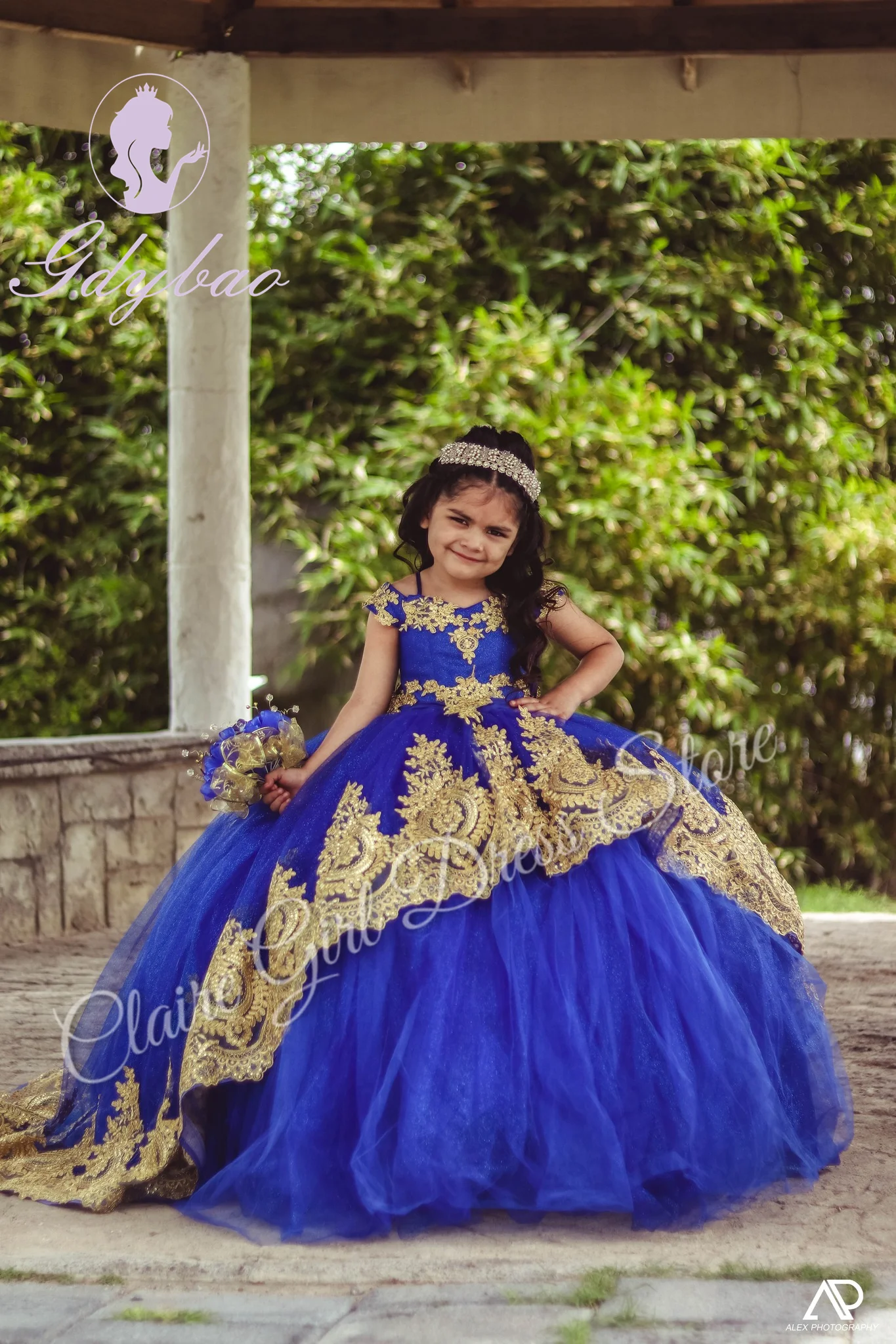 Robe de demoiselle d'honneur violette personnalisée pour mariage, tulle en dentelle, appliques dorées, fête d'anniversaire pour enfants, robe de reconstitution historique de première communion