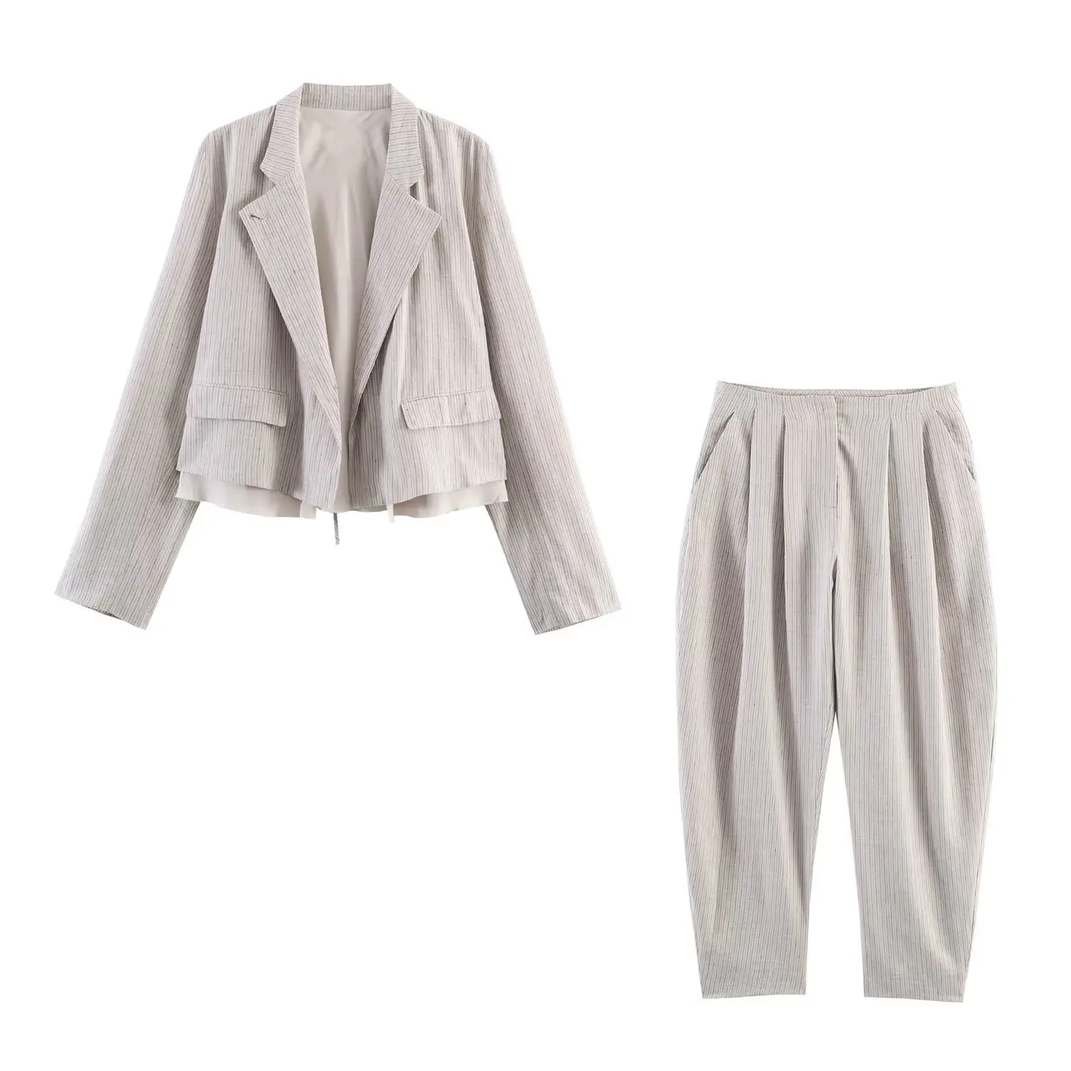 

Женский комплект SuperAen: модные пиджаки с полосатым пэчворком и брюки с высокой талией, коллекция Весна-Лето 2026