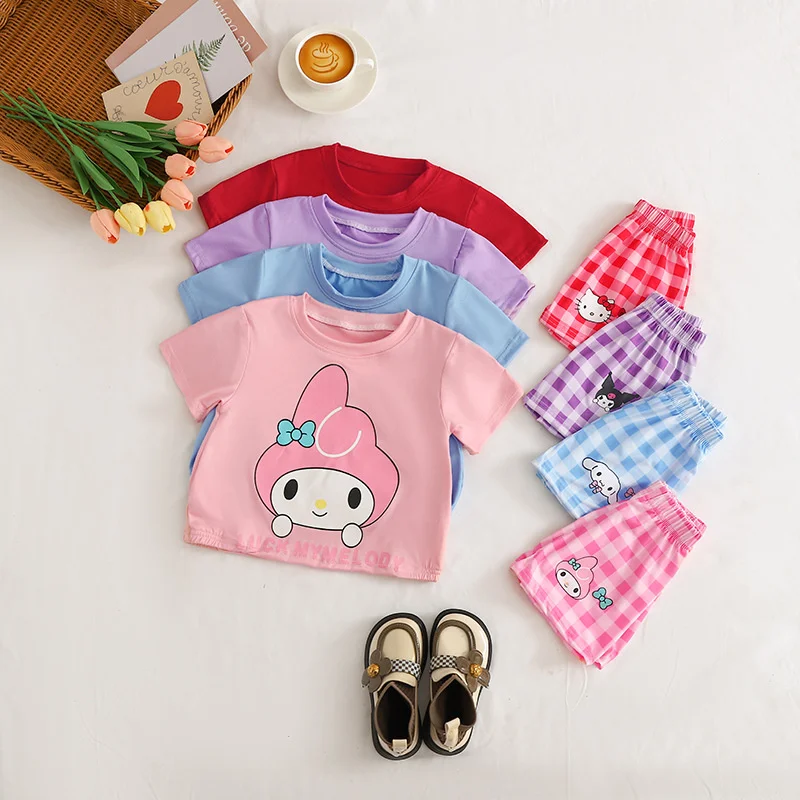 Conjunto de camiseta y pantalones cortos de manga corta para niños, conjunto de dos piezas, Anime, Sanrio, Hello Kitty, Cinnamoroll, Kuromi, suelto, regalo, nuevo, Verano