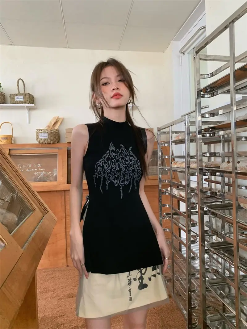 

Retro Half High Collar Split T-shirt Women 2025 Summer Sleeveless Slim Fit Versatile Top Street Fashion Y2k Tees