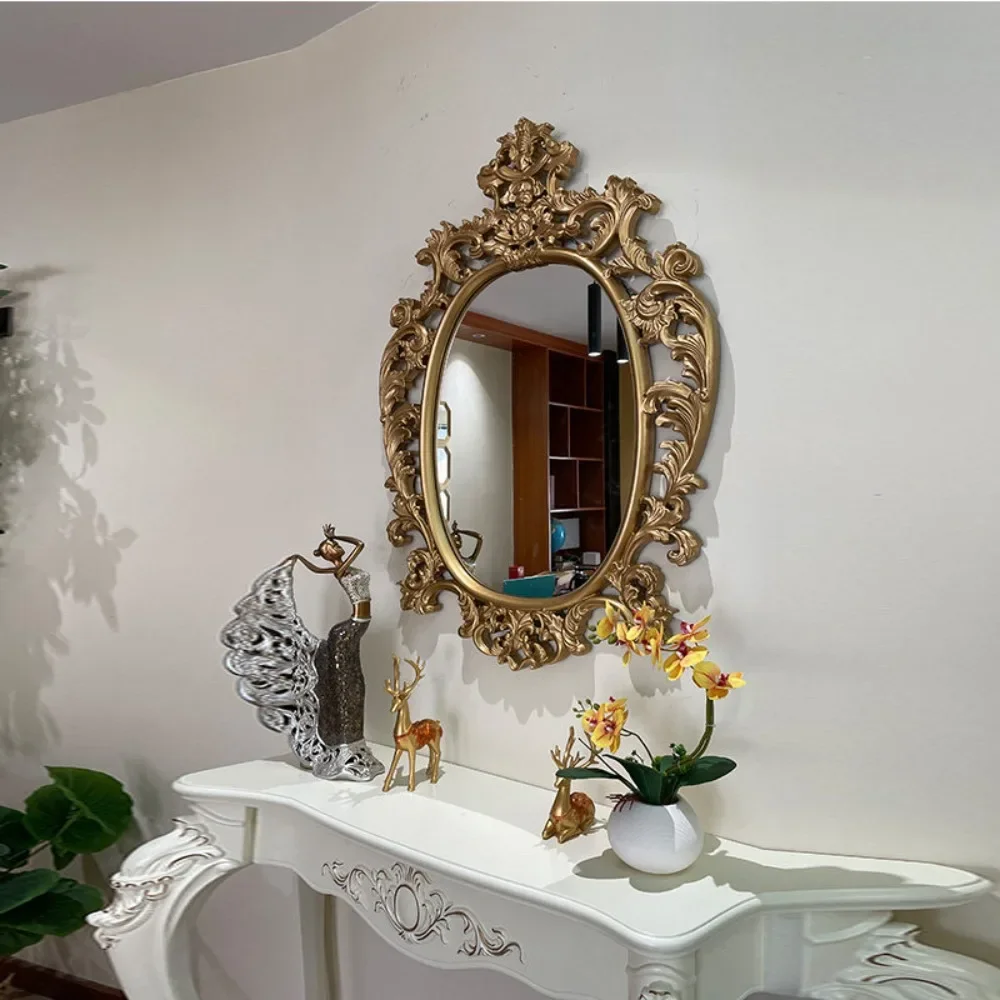 Neoclassical carved decorative mirror, retro mystery mirror
