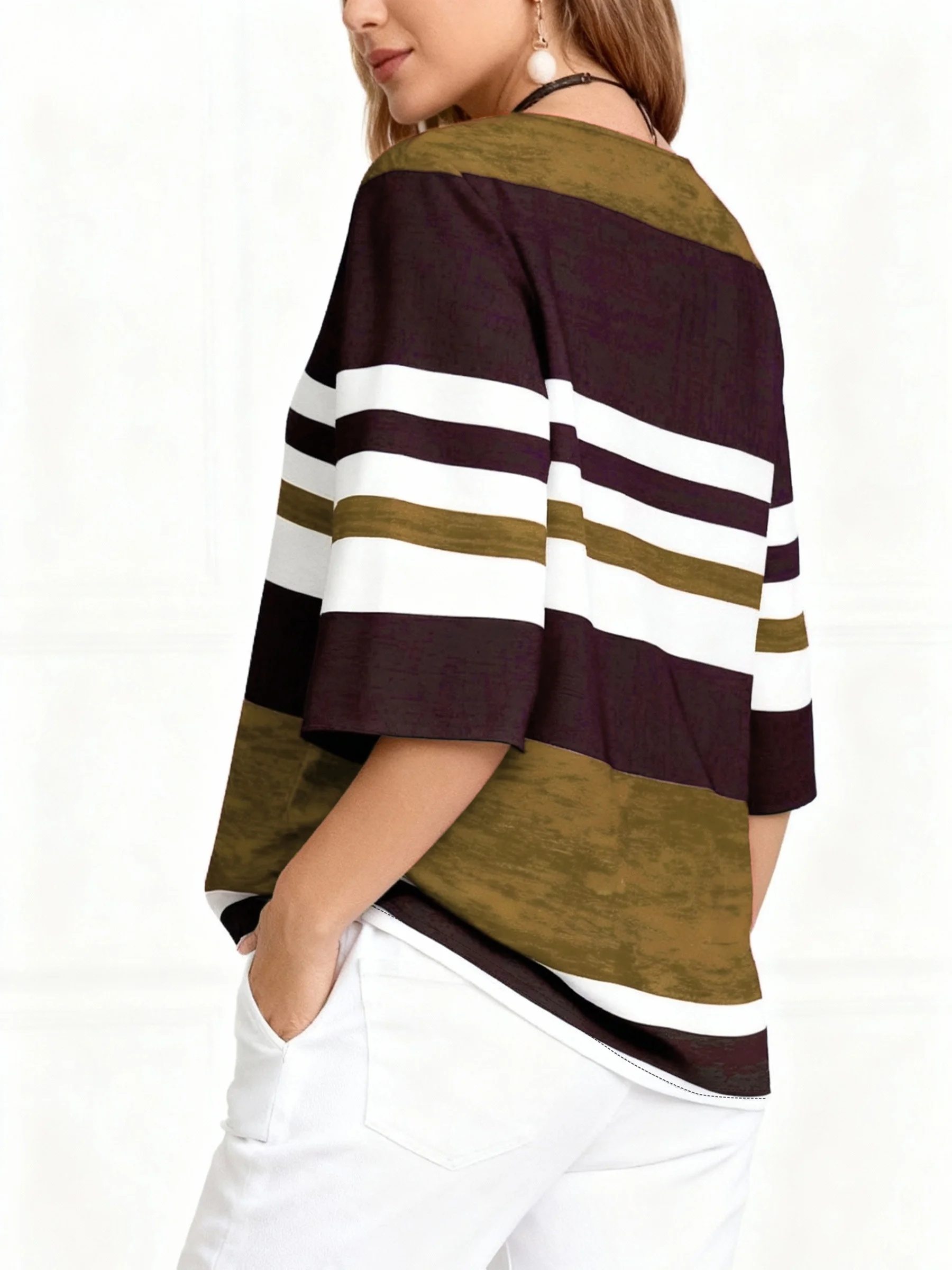 Gestreiftes Damen-Oberteil mit Knöpfen in Übergröße für einen trendigen Casual-Stil – Detail 8
