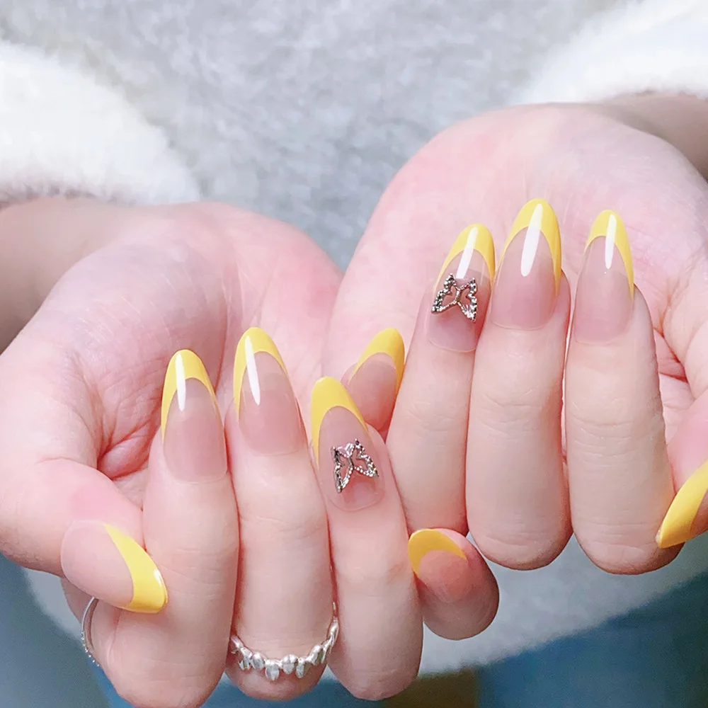 Verão Imprensa Em Unhas Falsas, Borboleta Diamante Prego Patch, Amêndoa Imprensa Em Unhas Dicas, Amarelo, Francês, 3D, 24 pcs