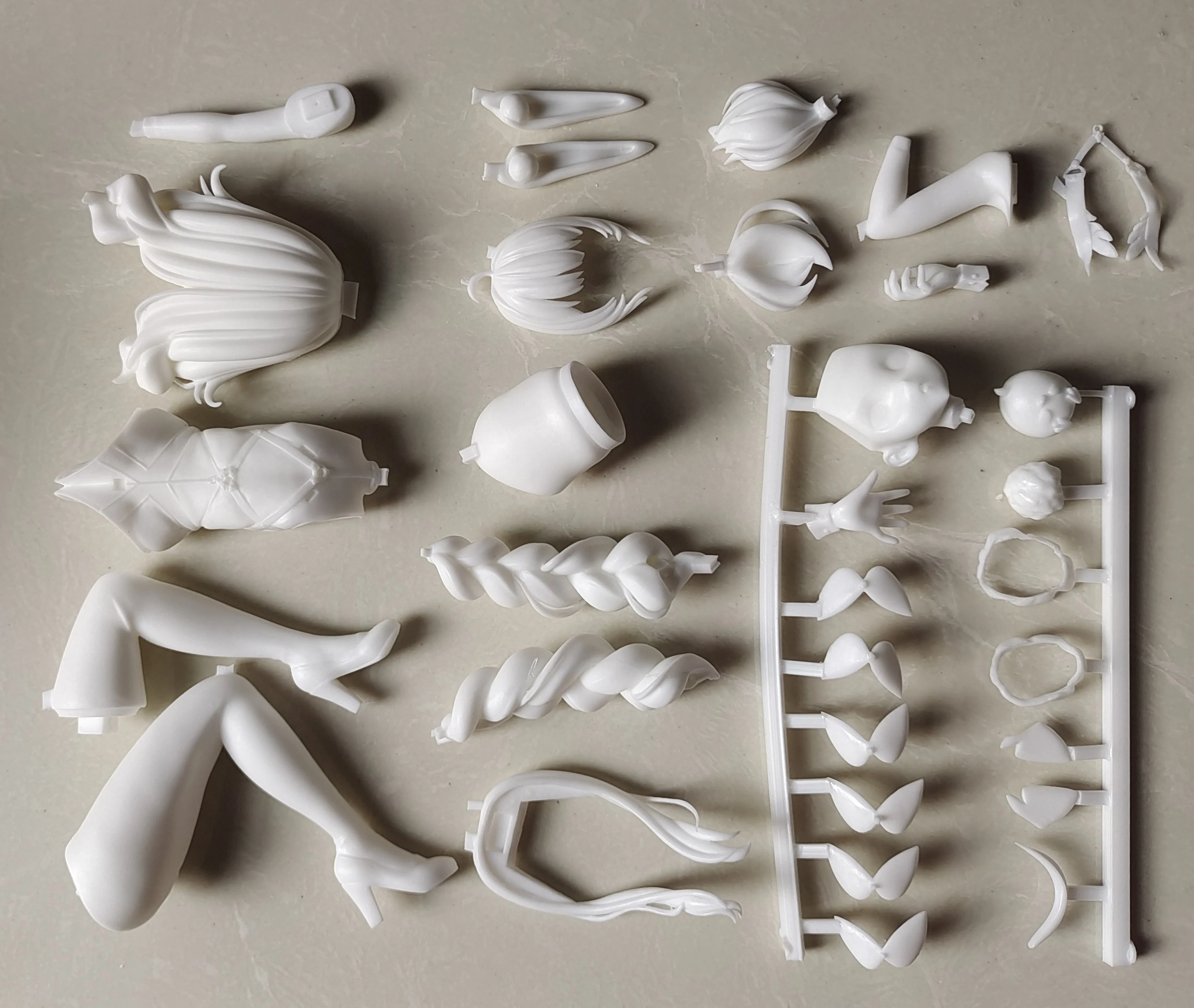 

1/8 Anime Azur Lane MNF Le Malin Kit kawaii Resin GK DIY White Assembly GK Model Statue Toys doll Collection Gifts