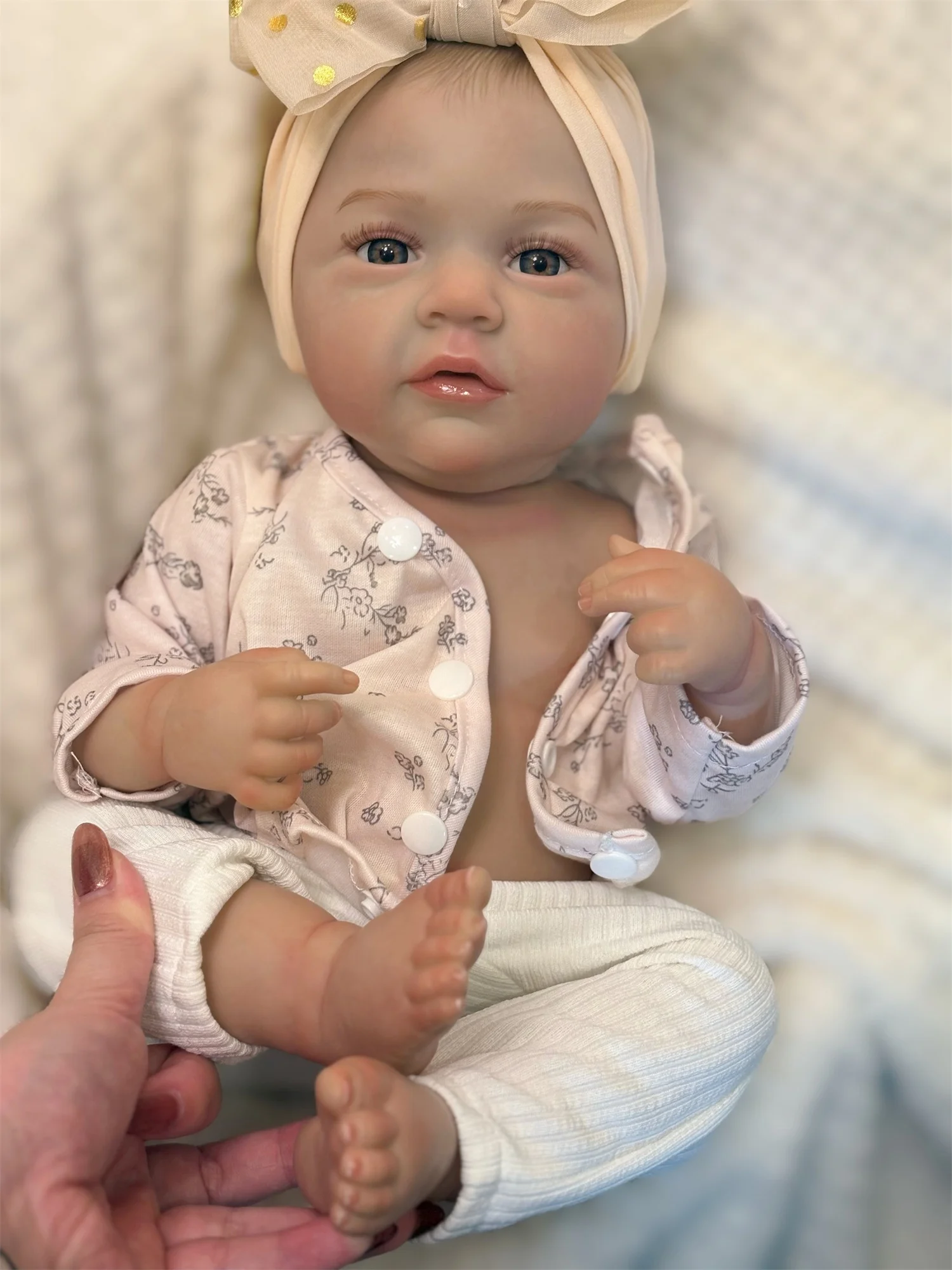 Attyi 45CM Cute Open Eyes Full Body Vinyl Girl Doll With Painted Hair Handmade Waterproof Lifelike Realistic bebe reborn doll