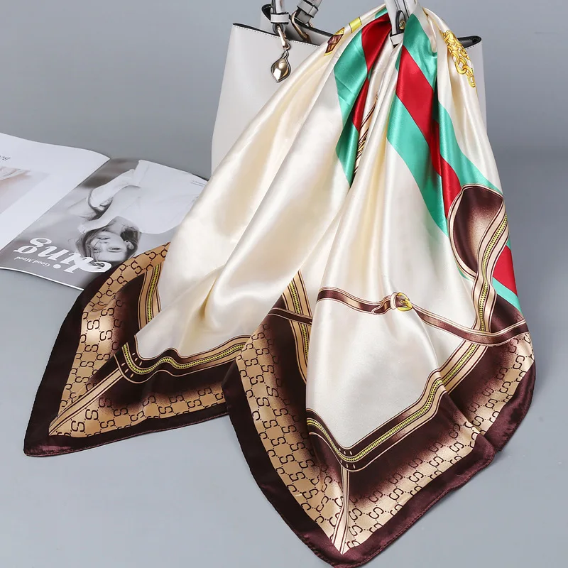 

Chic Square Scarf for Professional Attire