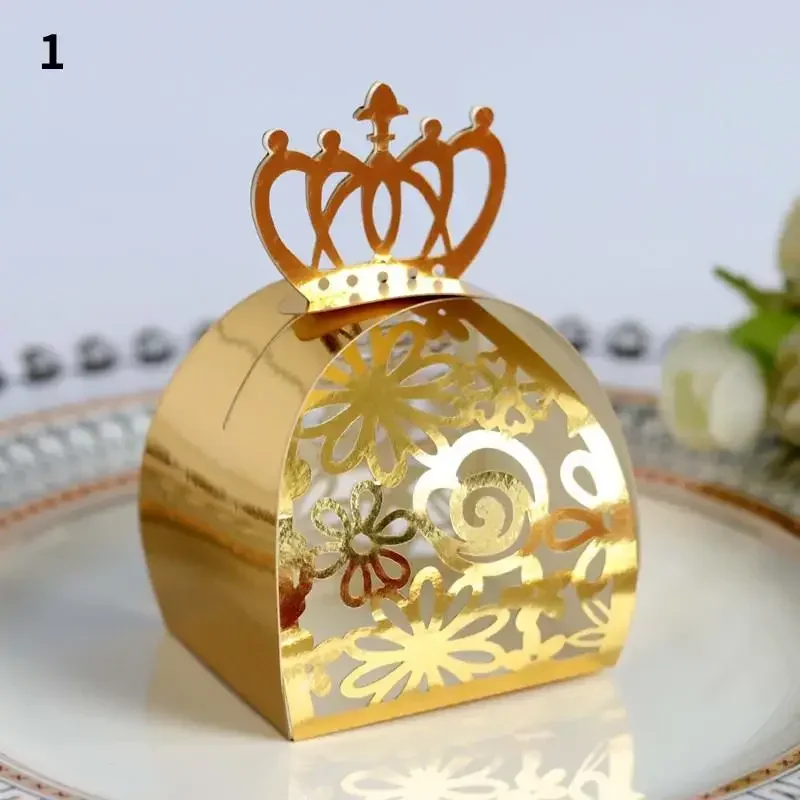 10pcs Gold Wedding Party Favor Box Gift Bags Rose Laser Cut Hollow Candy Dragee Baptism Chocolate Packaging Box Paper Box