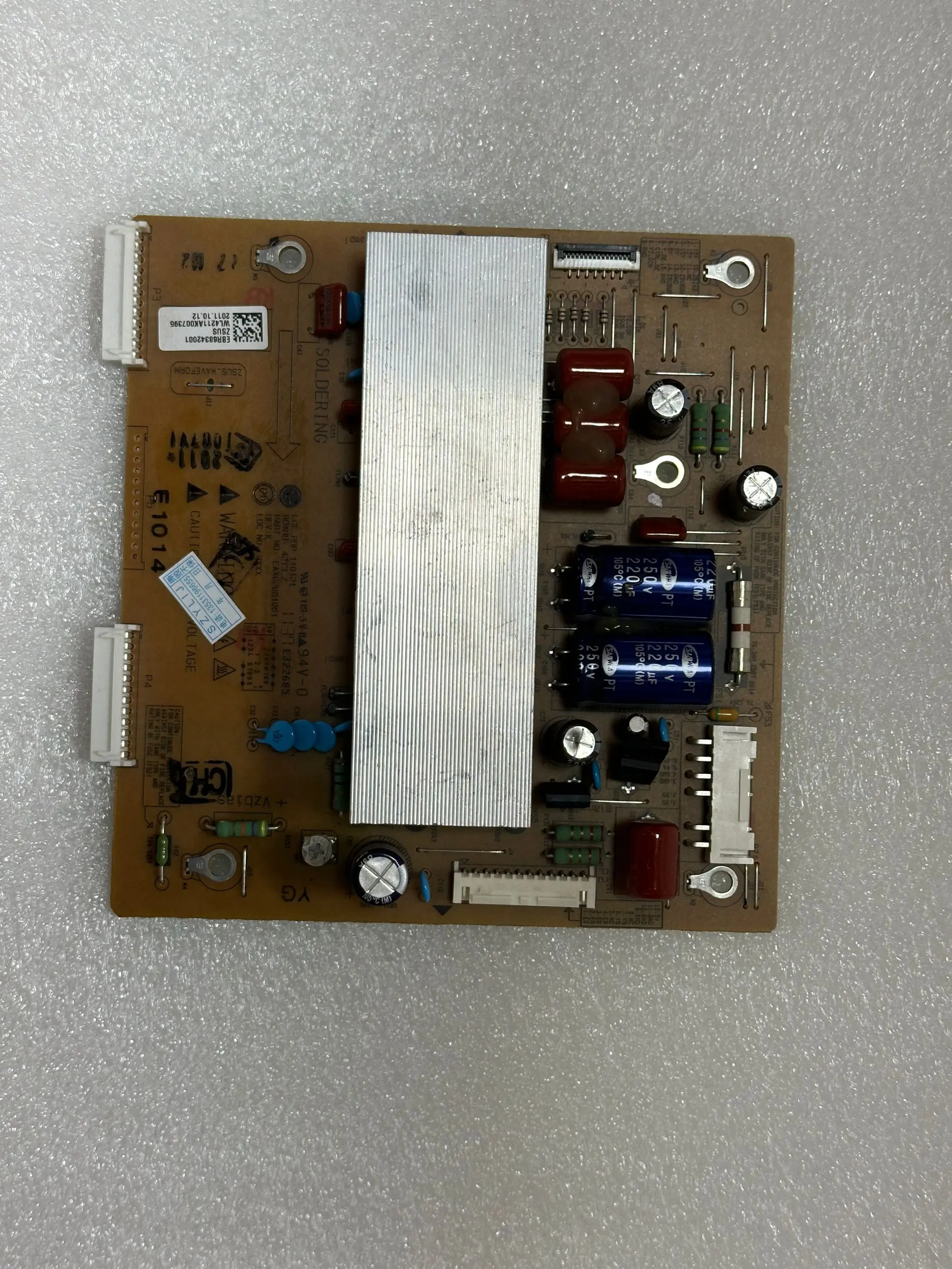 

Оригинальная пластина LG42PT255C-TA Z EAX62081002, EBR68342001, EAX62081001