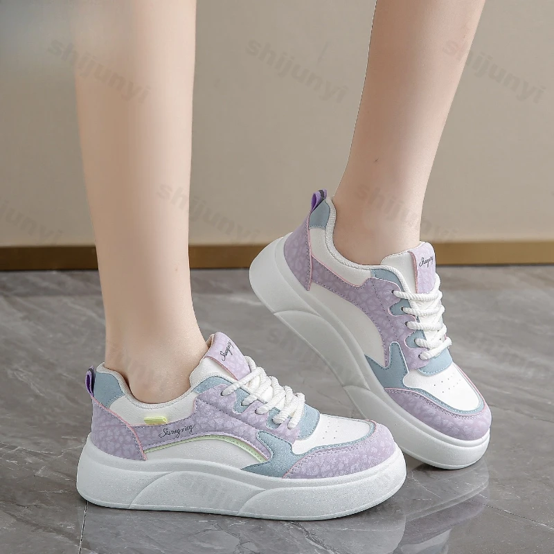 

Женские кроссовки на платформе, осенние новые нескользящие износостойкие удобные туфли для доски, уличная повседневная обувь на шнуровке, увеличивающая рост