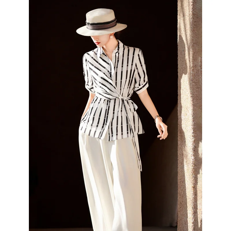 

MEXCOCO 2026 Summer New Elegant French Office Striped Shirt Tie Lapel Design Women Blouse Tops