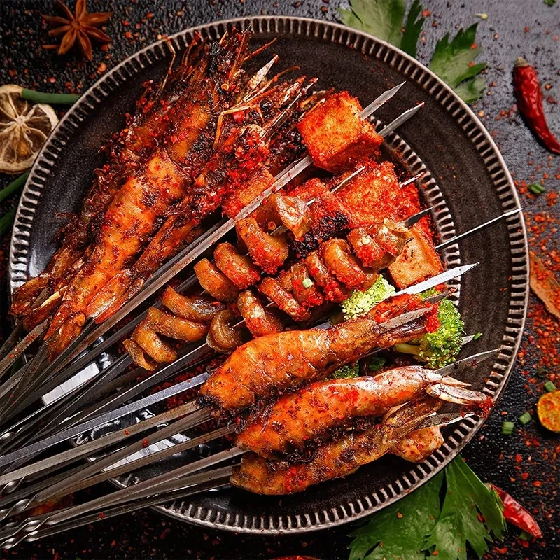 Nowy szaszłyk do grilla ze stali nierdzewnej z rurką do przechowywania Płaskie patyczki do grilla wielokrotnego użytku Kuchnia Outdoor Gadżety kempingowe Akcesoria do grilla — zdjęcie 7