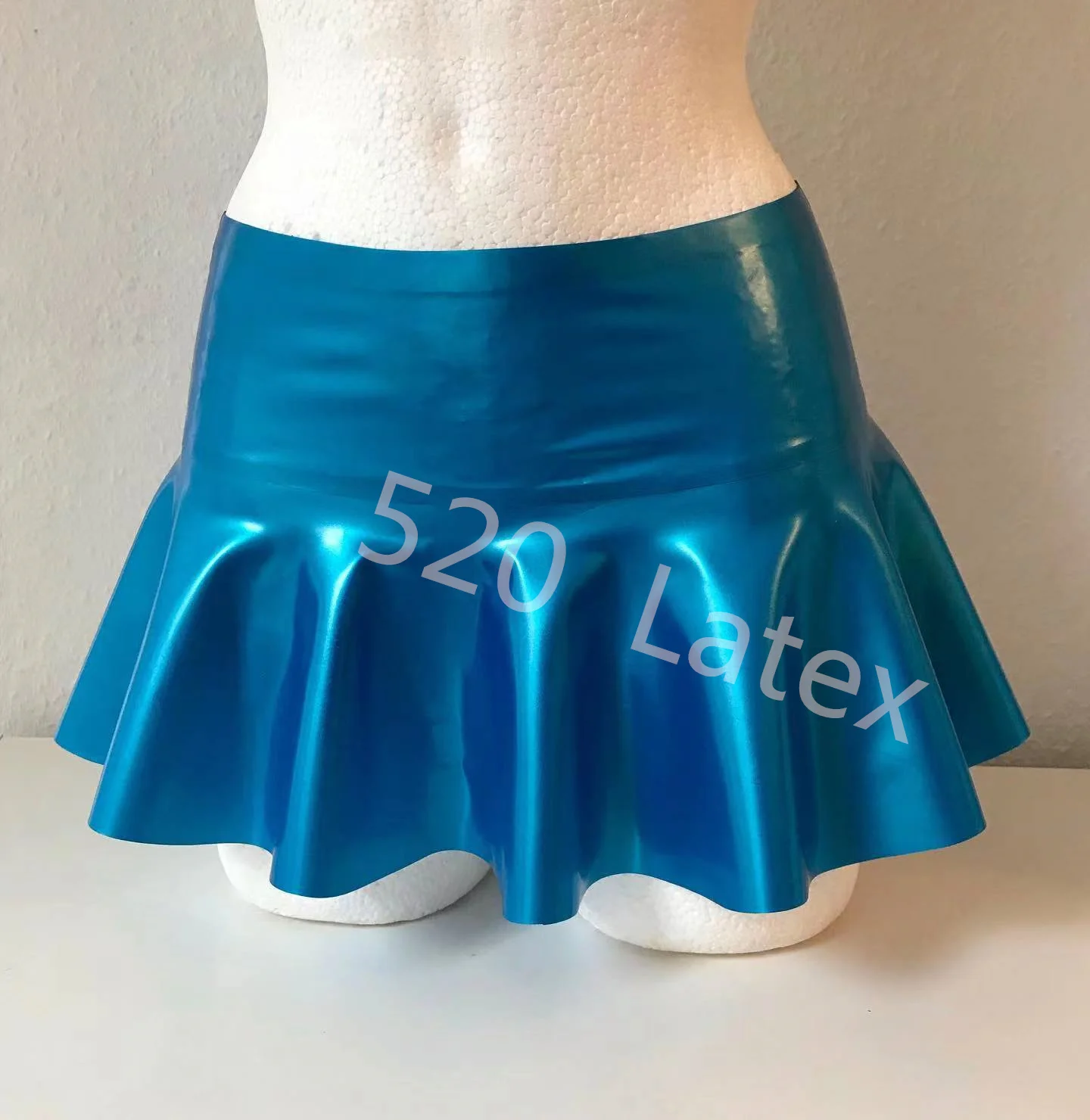 

Latex Ruffle Mini Skirt Women Drop Waist Sexy A-line Skirt Ladies Natural Latex Rubber Skirt Beach Summer Clubwear New Custom