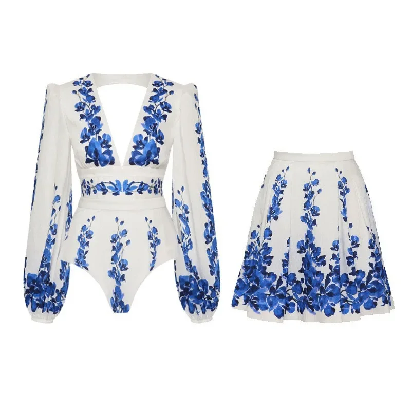 2025 Costume da bagno con protezione solare a maniche lunghe, floreale, per le vacanze al mare, nuovo set di gonne da spiaggia