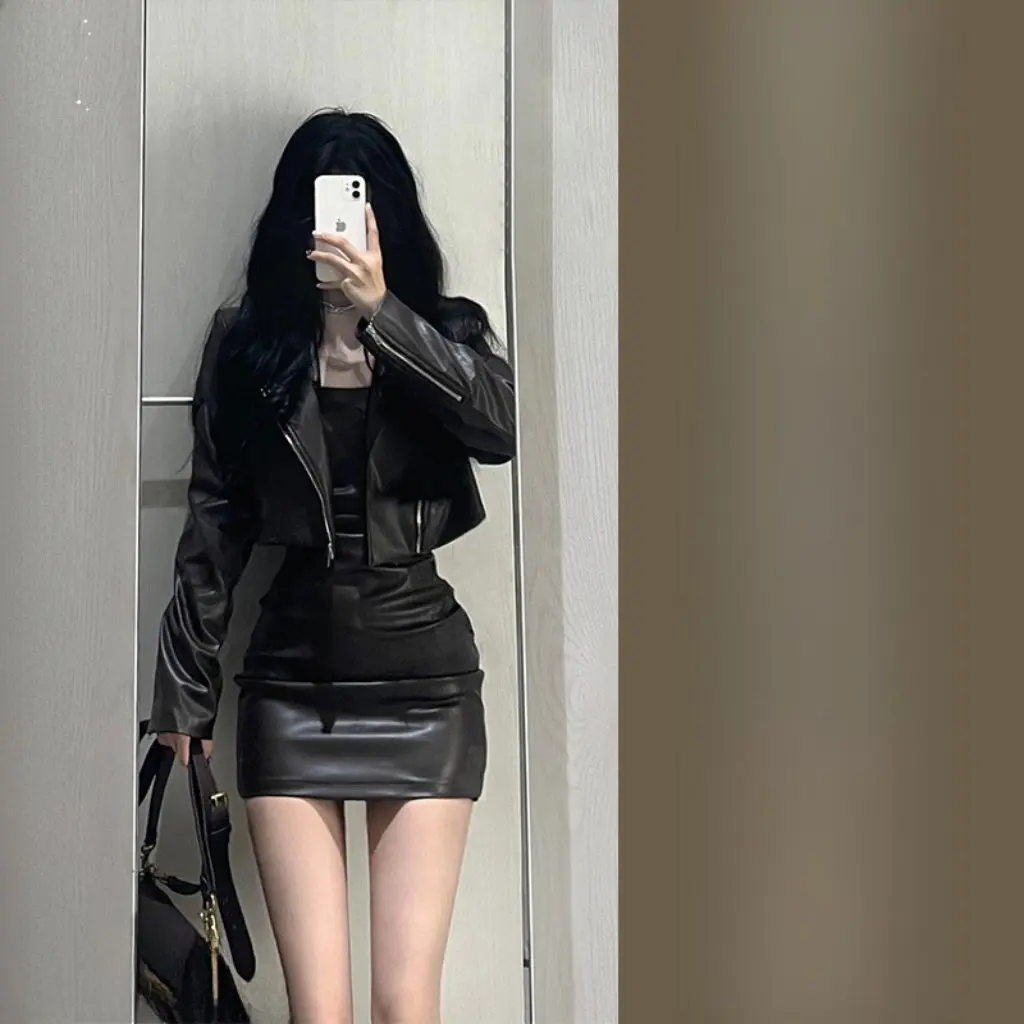

Женский модный костюм, короткая кожаная куртка с платьем на подтяжках и юбкой на бедрах для похудения, весна-осень, новый стиль, горячая девушка