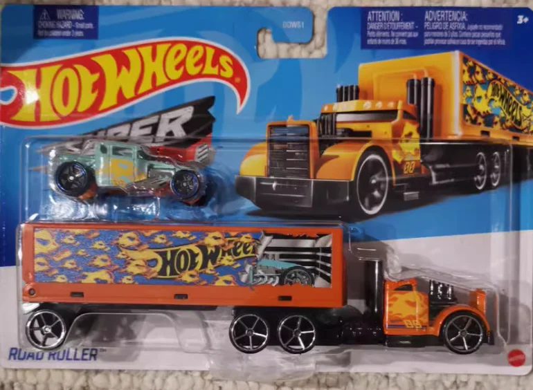 HOT WHEELS 1:64 ROAD ROLLER Collection of die-cast alloy car model ornaments