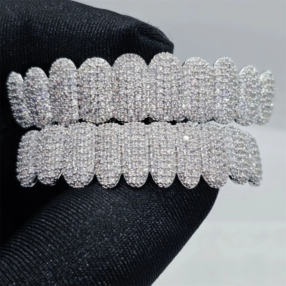 Anztilam بلينغ الشوايات الطويلة مثلج خارج Grillz كامل الزركون الأسنان تألق شواء الرجال النساء الهيب هوب الأسنان الشوايات قبعات مجوهرات الأزياء