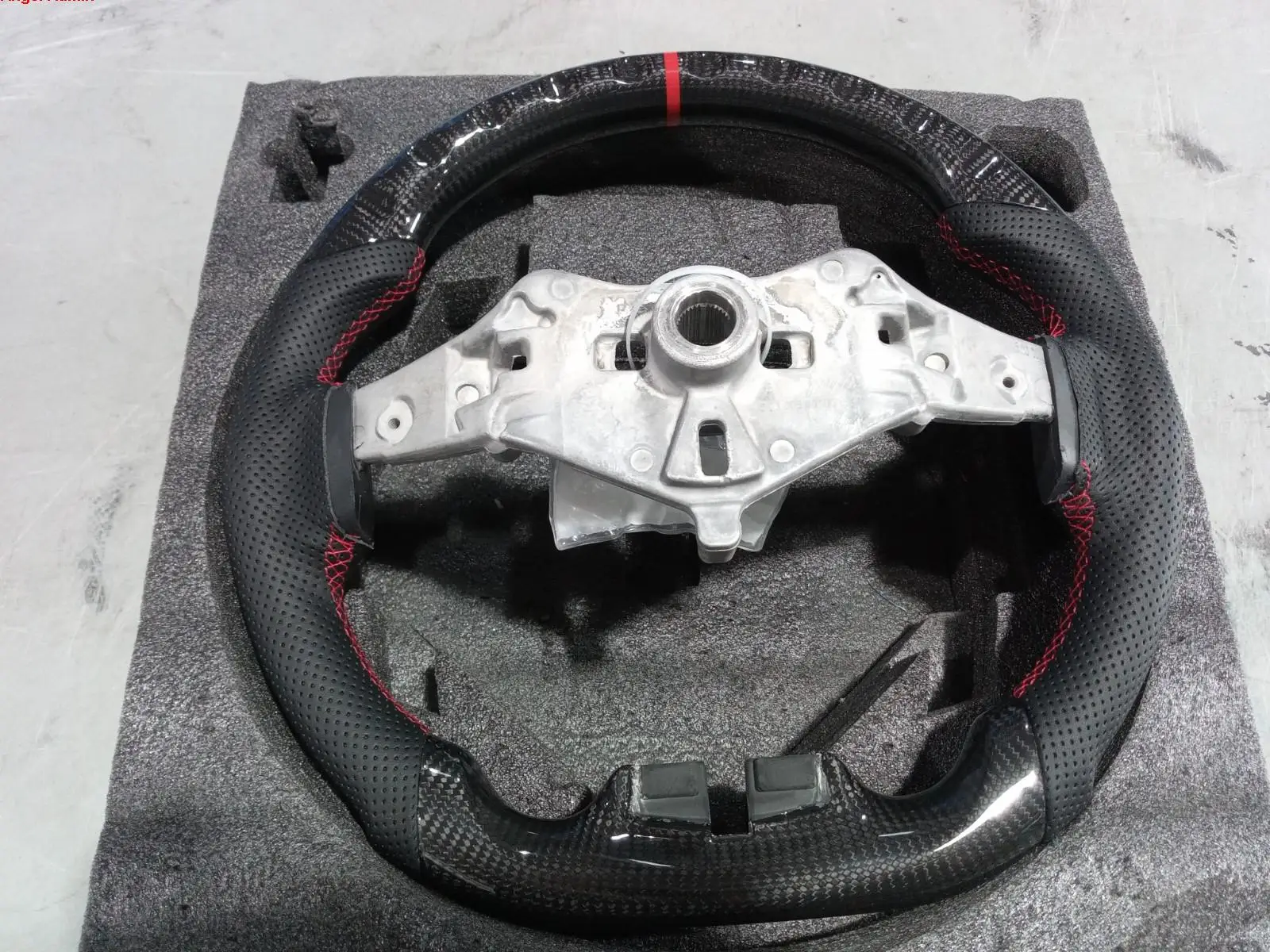 Steering Wheel, Con with Red Stripe for Jeep wrangler JK