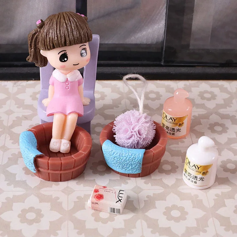 

Mini Shampoo Washball Playset for OB11 Doll, 4 Pieces Dollhouse Bathroom Accessories