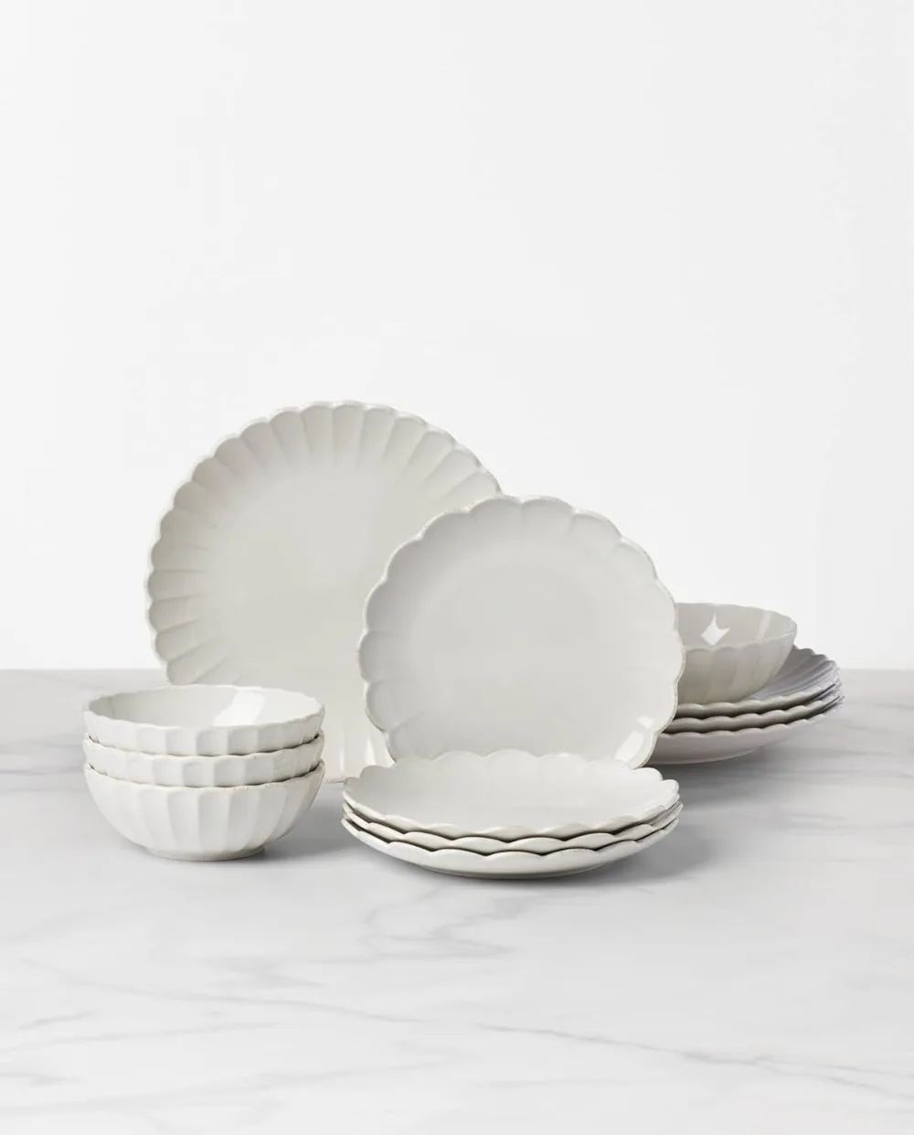 Lenox French Dishes and Plates Sets Perle Scallop 12-Piece Dinnerware Set, 17.70 LB, White