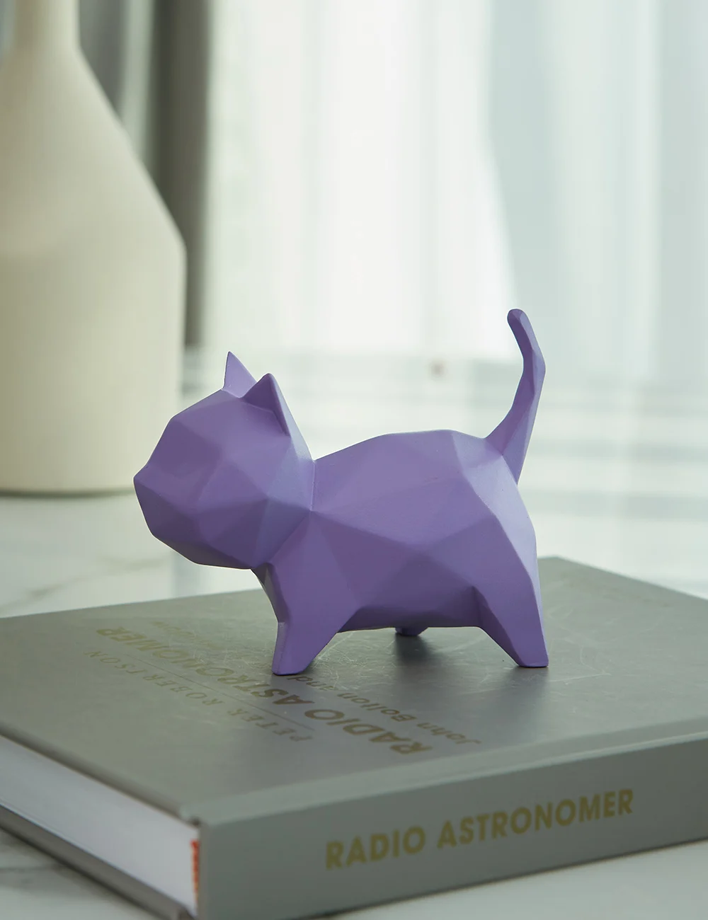 

Modern Minimalist Resin Decoration Crafts Cartoon Kitten Animal Ornaments Figurines & Miniatures Home Decoration Accessories