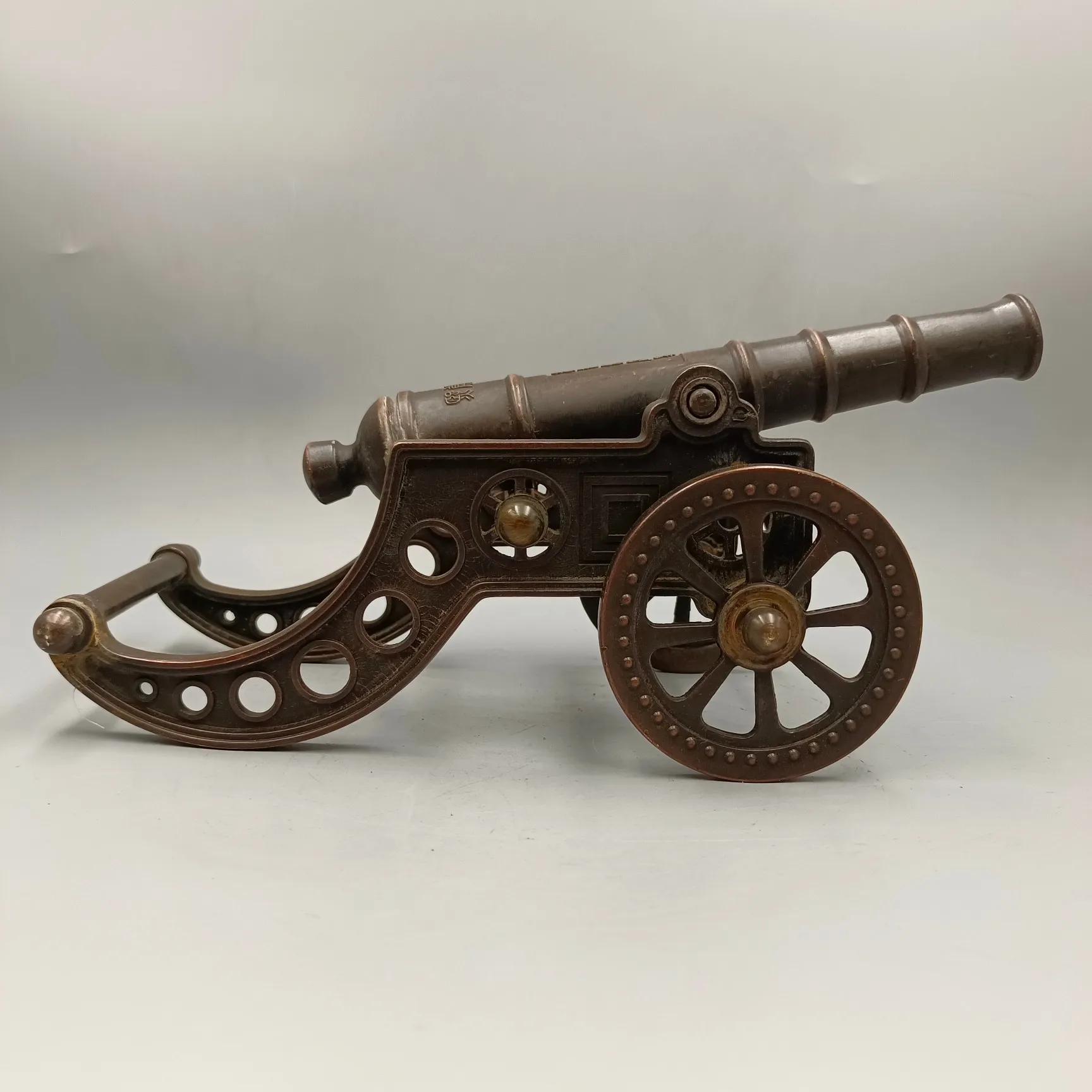 Metal Field Cannon Model Kit Ancient Ship Cannon Model Bronze Cannon Sculpture Decorative Figurine Desk Decorative Accessories