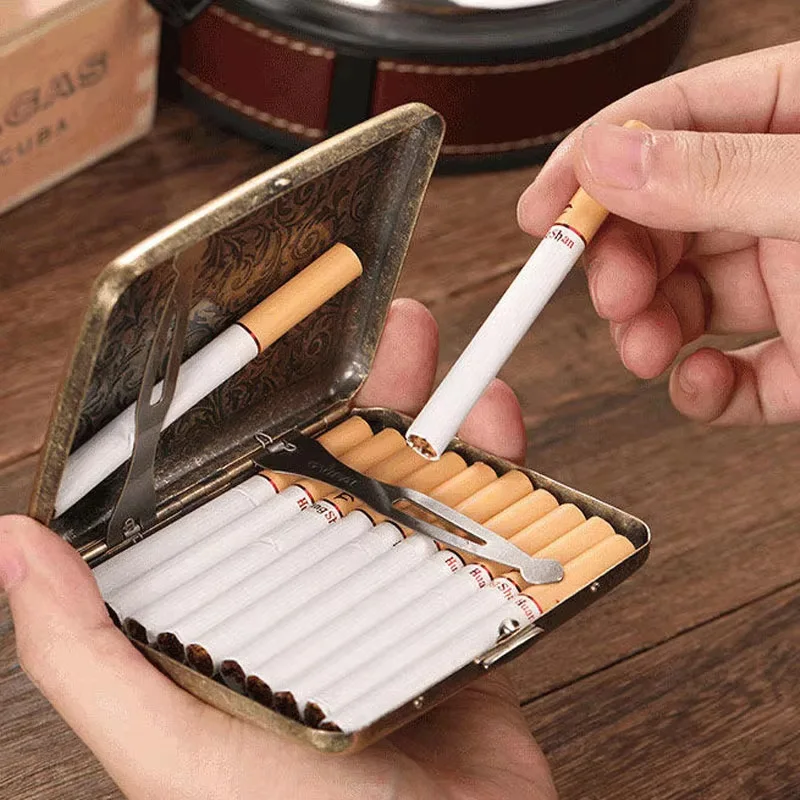 Metal Cigarette Case Box Vintage Cigarette Case Portable Storage Box Tobacco Storage Tank Retro Anti-Pressure Moist-Proof Tank