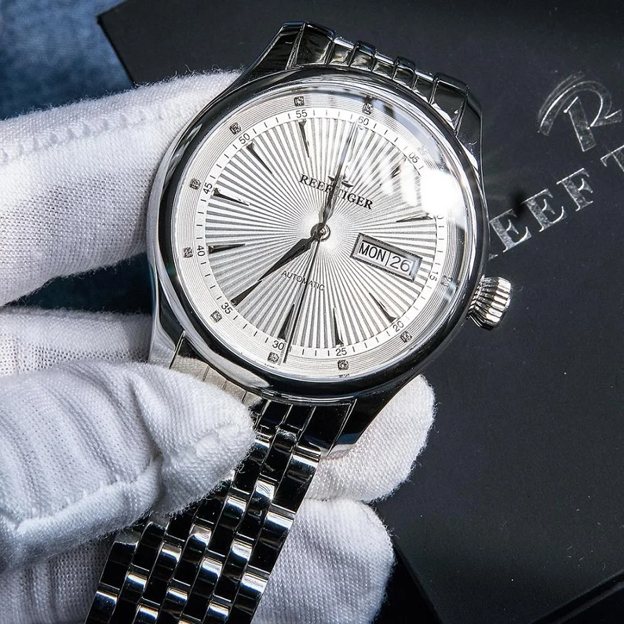 Reef Tiger For Mens Watch Automatic Male Business WristWatch Japan NH35 Mechanical Movement Sapphire Crystal Diamond Steel Clock