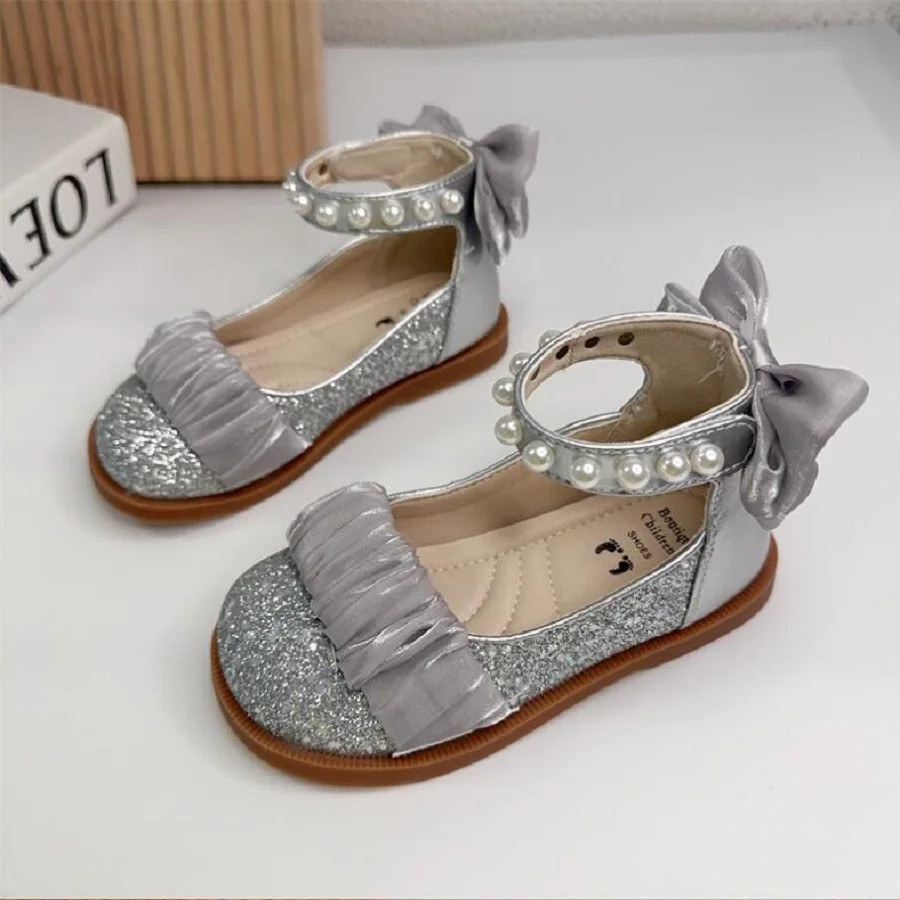 

Туфли принцессы с высоким верхом и жемчугом для девочек, Новинка осени 2024, кожаные туфли с блестками для девочек, бежевые, розовые, серебристые, Размеры 26-37